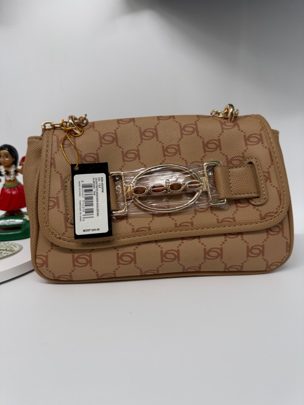 Tan Leilani monogram Signature Pattern Gold Chain Shoulder Bag - Picture 3 of 17